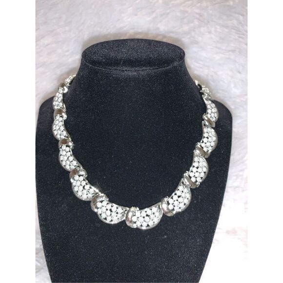 Vintage CORO Silver Hing Collar Necklace Signed 17” - Picture 4 of 16